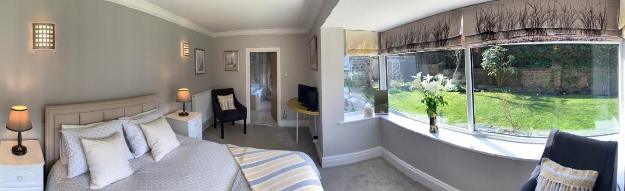 The Garden Suite Harrogate Bagian luar foto